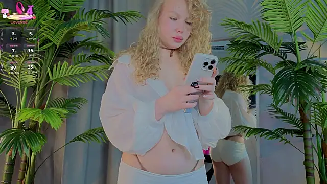 emilyshepar d online show from November 2025 02:49:01 AM