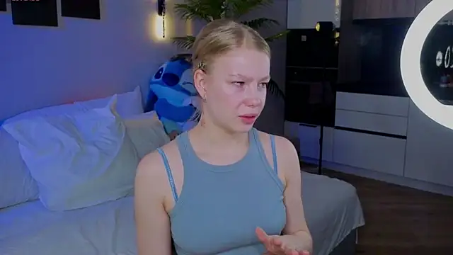 emilyshepar d online show from May 2026 02:15:01 AM