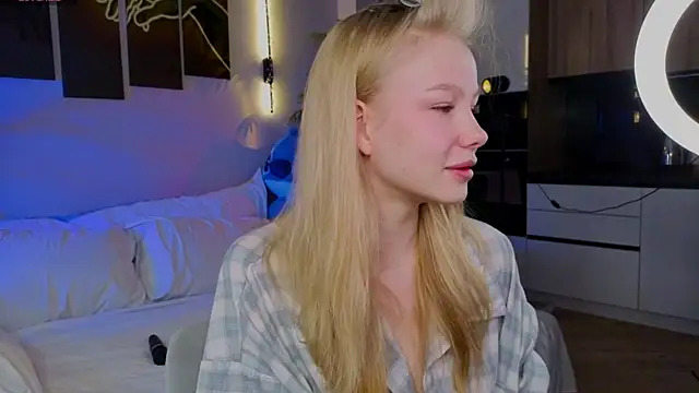 emilyshepar d online show from April 2026 03:29:02 AM