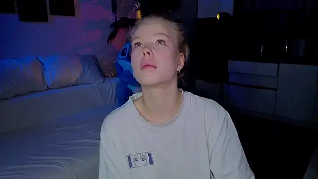 emilyshepar d online show from May 2026 01:24:02 AM