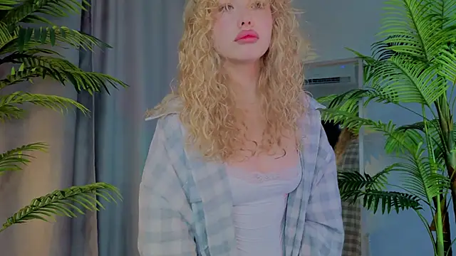 emilyshepar d online show from November 2025 02:23:02 AM