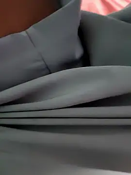 RAYI Queen 4 online show from April 2026 09:32:02 AM