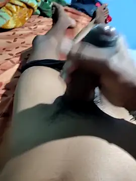 RAYI Queen 4 online show from February 2026 11:15:01 PM