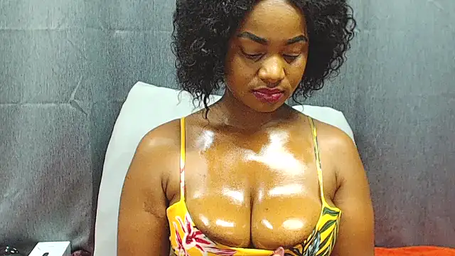 HornyEbony4u online show from October 2025 04:18:02 PM