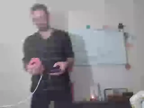 Snapshot of MartyTheSmarty chatting on December 2025 09:55:01 AM MartyTheSmarty online show from December 2025 09:55:01 AM