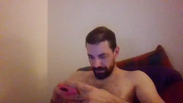 Snapshot of MartyTheSmarty chatting on December 2025 01:32:01 PM MartyTheSmarty online show from December 2025 01:32:01 PM