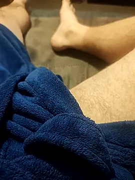 hubbyfun19 online show from December 2025 07:32:01 AM