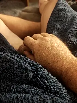 hubbyfun19 online show from October 2025 05:50:01 AM