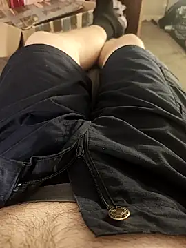 hubbyfun19 online show from October 2025 05:42:01 AM