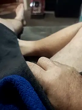 hubbyfun19 online show from April 2026 05:33:01 AM