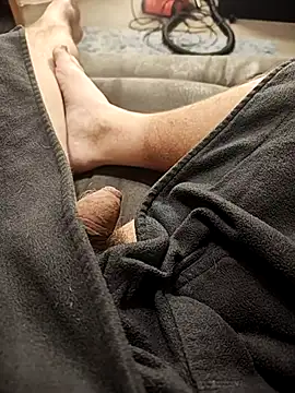 hubbyfun19 online show from November 2025 06:06:02 AM