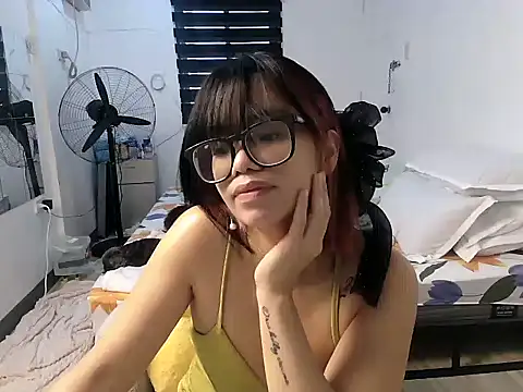 eattmebabyy online show from July 2026 07:41:01 AM