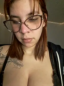 Snapshot of -Miaa_ chatting on September 2025 03:13:01 PM -Miaa online show from September 2025 03:13:01 PM