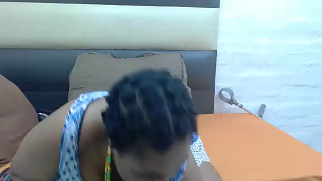 Snapshot of AFRICANBOOTYLICIOUSxxx chatting on October 2025 05:01:02 PM AFRICANBOOTYLICIOUSxxx online show from October 2025 05:01:02 PM