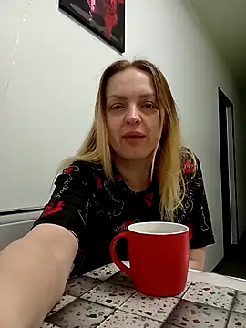 Snapshot of Ami_Foxy chatting on May 2026 05:22:01 AM Ami Foxy online show from May 2026 05:22:01 AM
