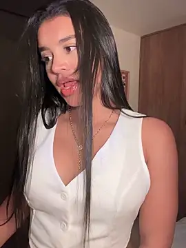 Tokio Tokio online show from November 2025 02:38:02 AM