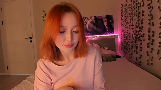 yuna loon online show from November 2025 02:42:02 PM