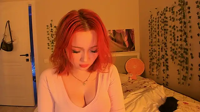 yuna loon online show from November 2025 02:05:01 AM