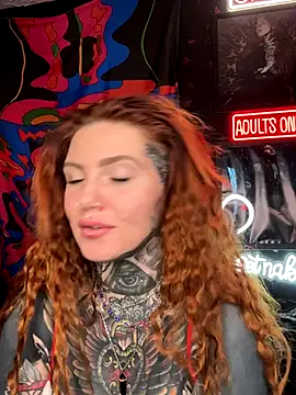 AlexandraWildd online show from November 2025 01:44:02 PM