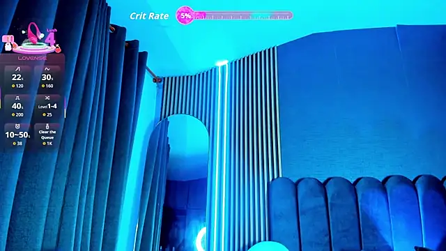 Snapshot of Gina_77 chatting on December 2025 08:25:02 PM Gina 77 online show from December 2025 08:25:02 PM