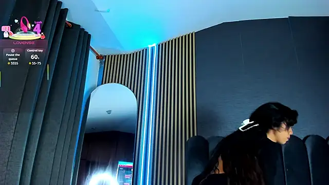 Snapshot of Gina_77 chatting on December 2025 07:46:02 PM Gina 77 online show from December 2025 07:46:02 PM