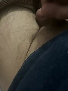 akrap11 online show from February 2026 01:05:02 AM