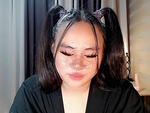 Snapshot of ursexy_ceciliaxx chatting on October 2025 08:01:01 PM ursexy ceciliaxx online show from October 2025 08:01:01 PM