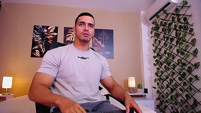 Snapshot of ChristopherBlack_ chatting on November 2025 01:11:01 PM ChristopherBlack online show from November 2025 01:11:01 PM