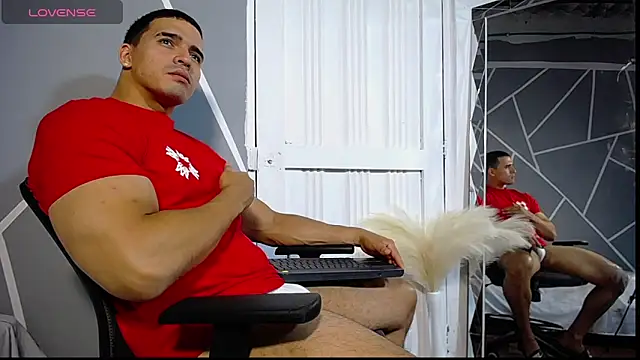 ChristopherBlack  online show from April 2026 02:48:01 PM