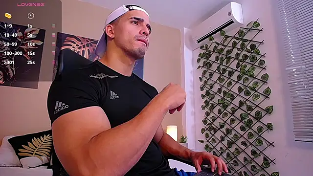 ChristopherBlack  online show from January 2026 01:15:02 PM