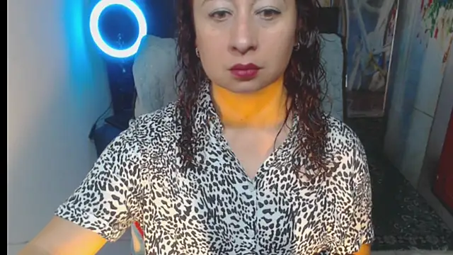 Milf Valeria online show from November 2025 02:29:02 PM