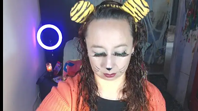 Milf Valeria online show from October 2025 02:24:02 PM