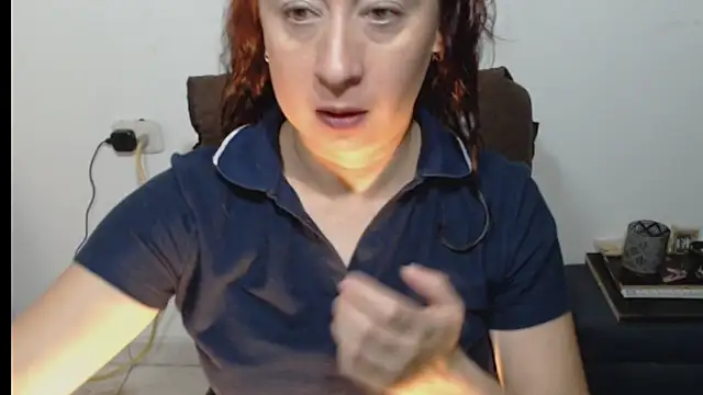 Milf Valeria online show from January 2026 04:33:02 PM