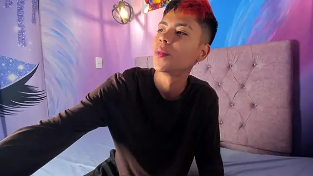 MaxiWildd online show from September 2025 01:17:02 PM