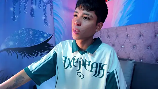 MaxiWildd online show from February 2026 12:33:01 PM