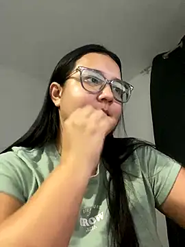 Snapshot of Kyleighc chatting on October 2025 12:55:01 AM Kyleighc online show from October 2025 12:55:01 AM