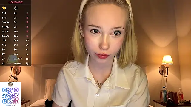 FlowMia online show from September 2025 09:37:01 AM