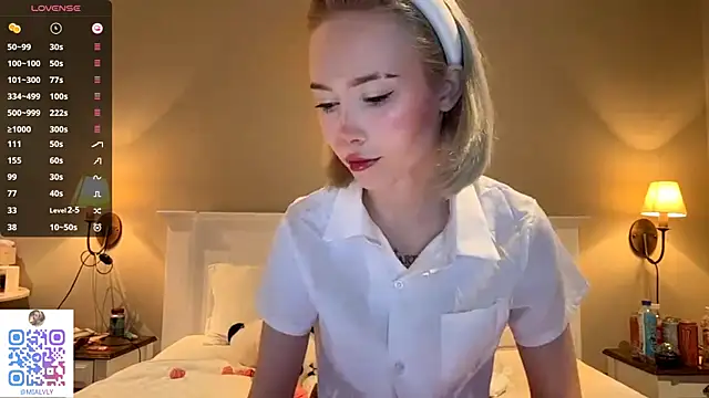 FlowMia online show from September 2025 05:29:01 PM