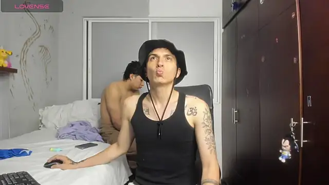 Snapshot of Noxx_starkK chatting on October 2025 03:40:02 AM Noxx starkK online show from October 2025 03:40:02 AM