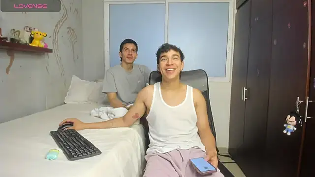 Snapshot of Noxx_starkK chatting on October 2025 01:51:02 AM Noxx starkK online show from October 2025 01:51:02 AM