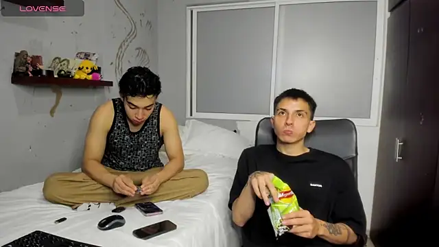 Snapshot of Noxx_starkK chatting on September 2025 03:28:01 AM Noxx starkK online show from September 2025 03:28:01 AM