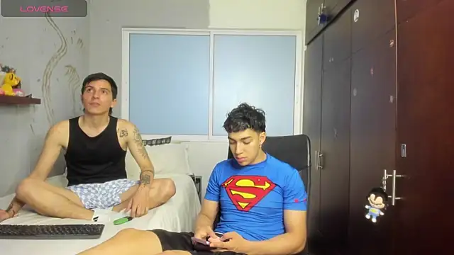 Snapshot of Noxx_starkK chatting on October 2025 12:22:02 AM Noxx starkK online show from October 2025 12:22:02 AM