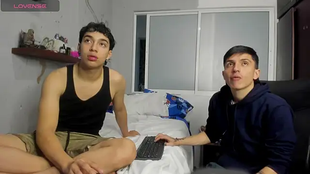 Snapshot of Noxx_starkK chatting on November 2025 12:25:02 AM Noxx starkK online show from November 2025 12:25:02 AM