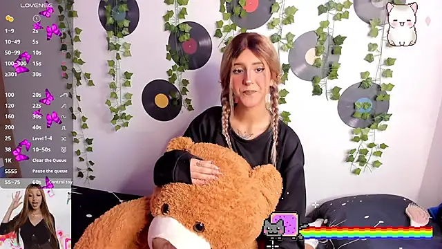 Amy Moonlight online show from September 2025 09:41:02 PM