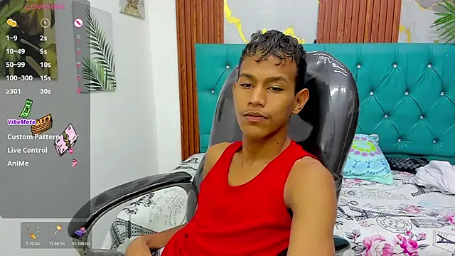 Snapshot of Rory_castro chatting on December 2025 10:26:02 PM Rory castro online show from December 2025 10:26:02 PM