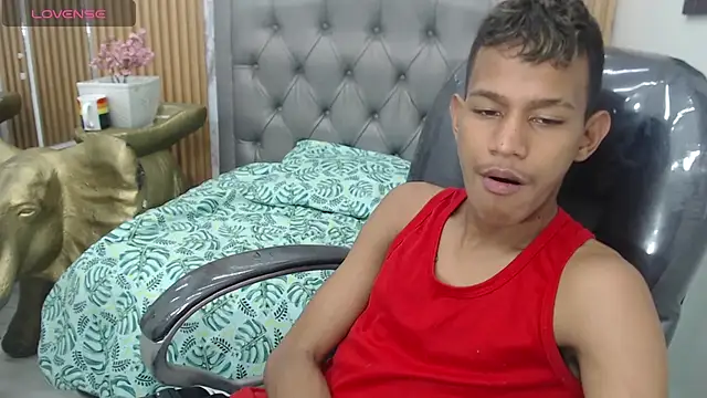 Snapshot of Rory_castro chatting on November 2025 07:14:02 PM Rory castro online show from November 2025 07:14:02 PM