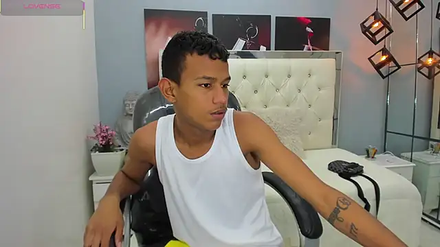 Rory castro online show from September 2025 11:21:01 PM