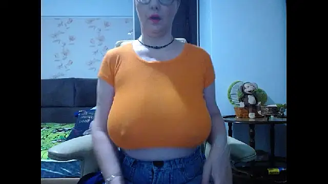 Snapshot of Mary_x chatting on June 2026 03:17:02 AM Mary x online show from June 2026 03:17:02 AM