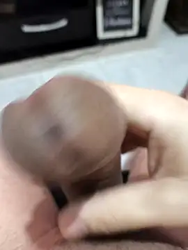 Napolitano22cm online show from November 2025 01:22:01 PM