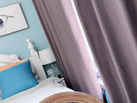 Snapshot of sarah111 chatting on October 2025 02:45:02 AM sarah111 online show from October 2025 02:45:02 AM